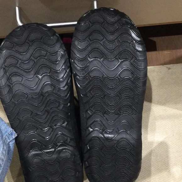 Bog Tall Rainboots black multiple sizes available NWT NIB - Picture 4 of 4